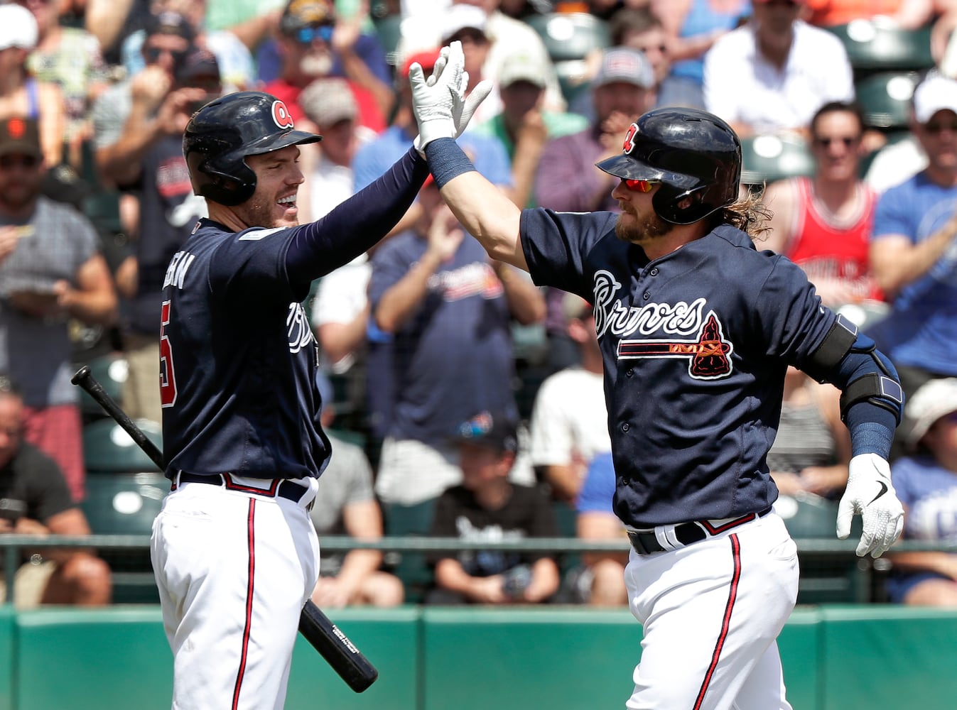 Photos: Josh Donaldson goes deep for Braves