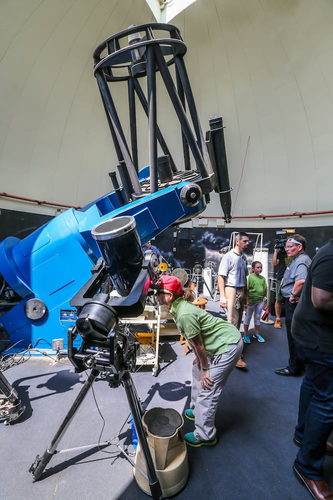 Eclipse draws crowds