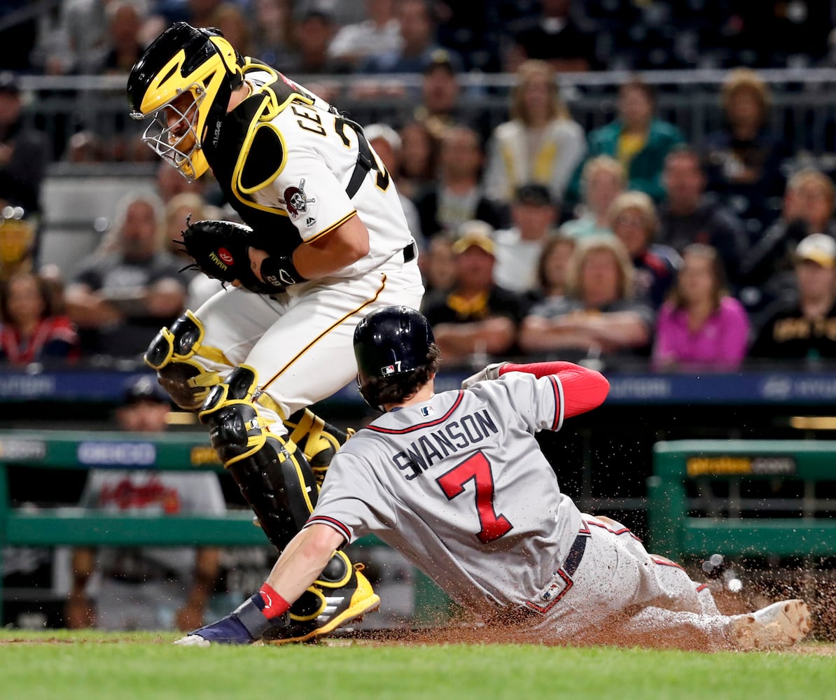 Photos: Braves seek sweep of Pirates