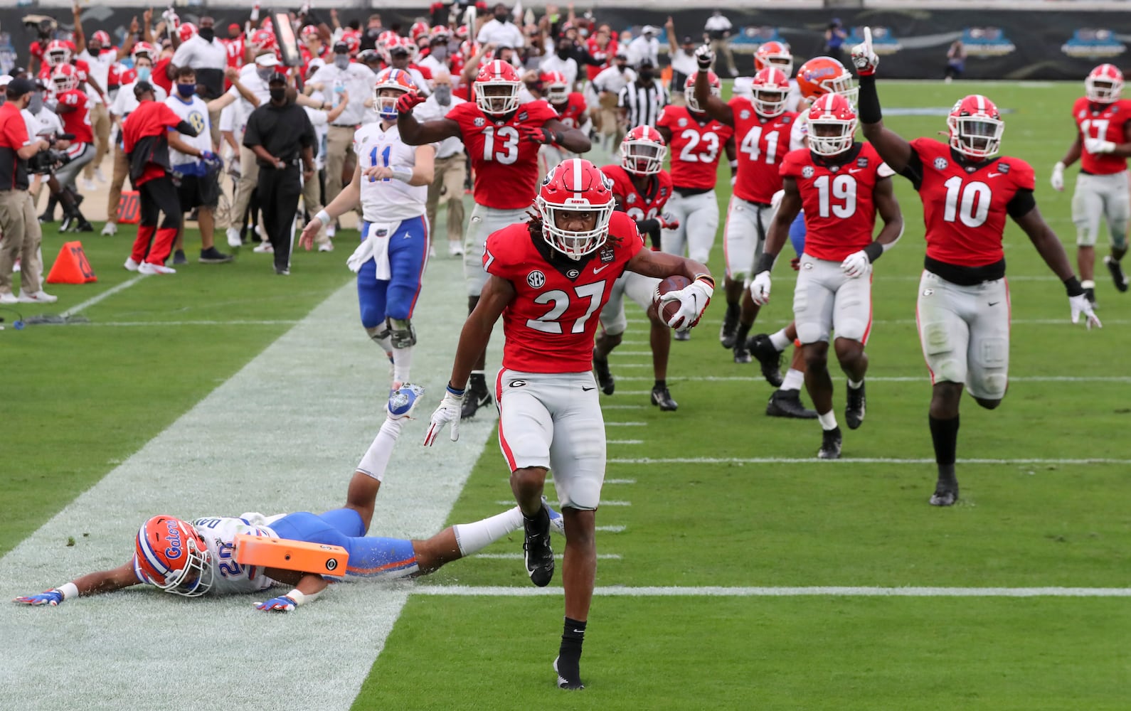 Georgia-Florida game day in Jacksonville