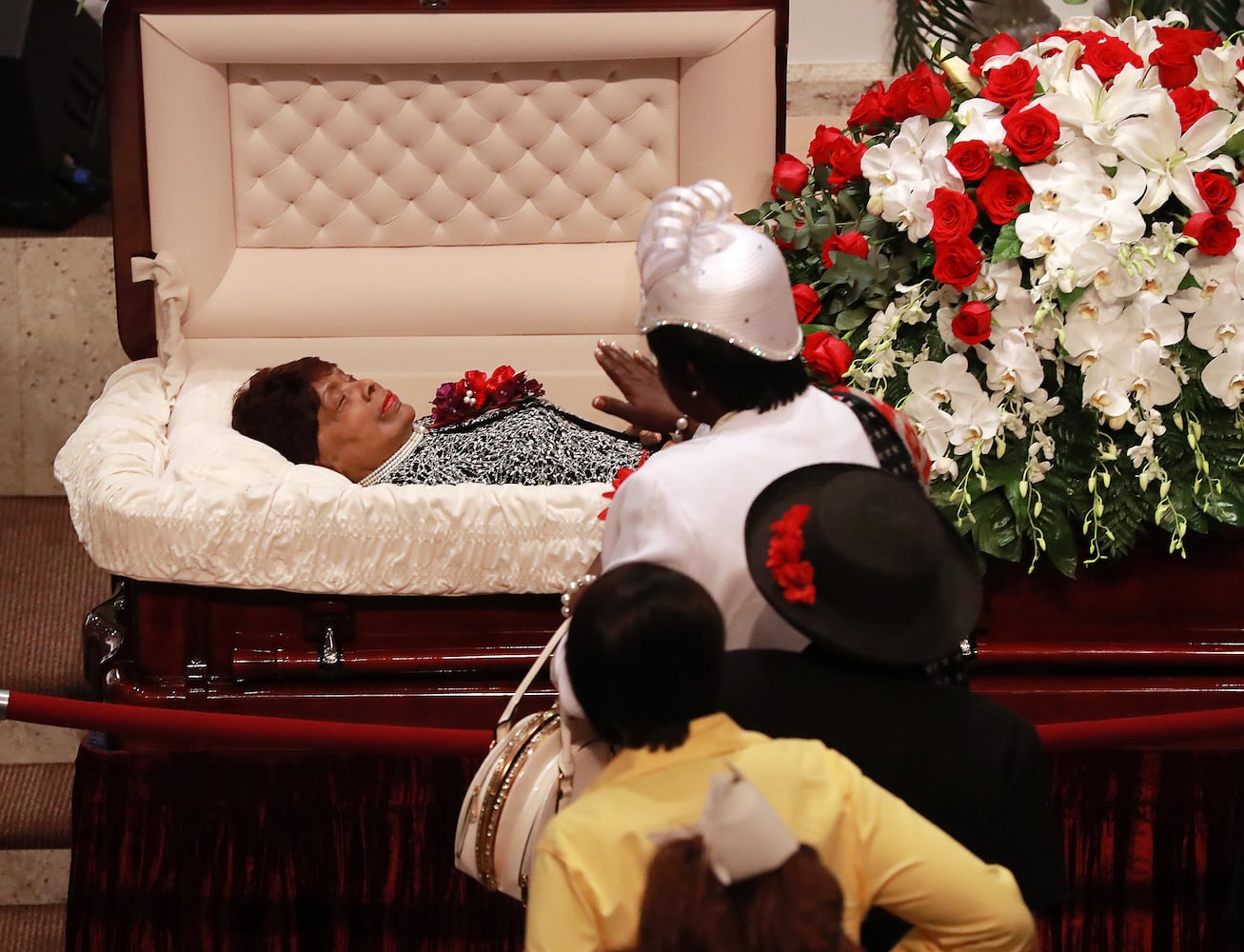 Photos: Fulton commissioner Emma Darnell laid to rest