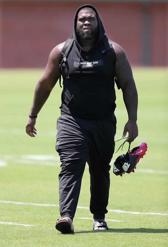 Photos: Falcons rookies hit the field at mini-camp