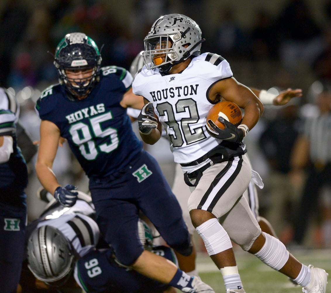 Photos: Quarterfinal round of high school football state playoffs