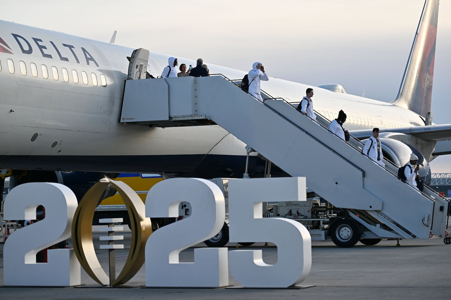 Photo: CFC title team arrivals