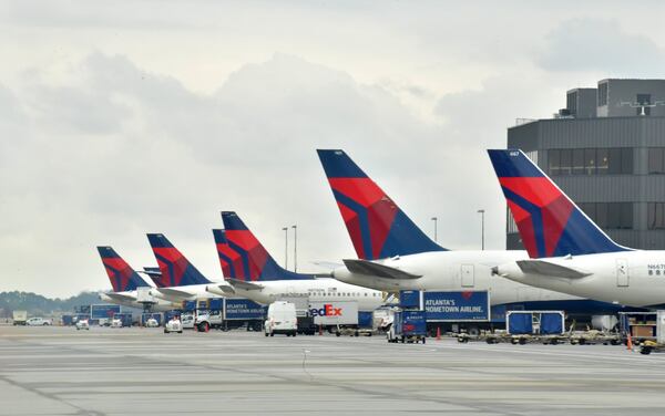 The clock ran out on a state effort to tak control of Hartsfield-Jackson International Airport but the push could resume next year. HYOSUB SHIN / HSHIN@AJC.COM