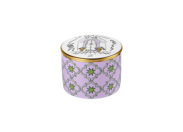 Grandma can store her precious items in a beautiful porcelain box from Ginori 1735.
(Courtesy of Ginori 1735)