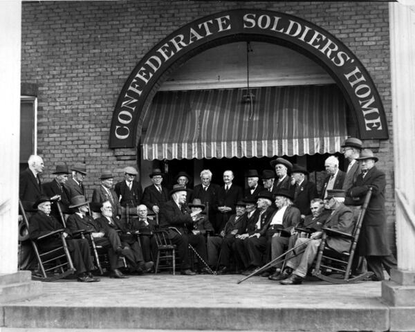 Atlanta, Ga.: Confederate Soldiers Home, 410 Confederate Avenue, built in 1902 to house aging Confederate Civil War veterans. This building, which is no longer there, is where the street got its name.