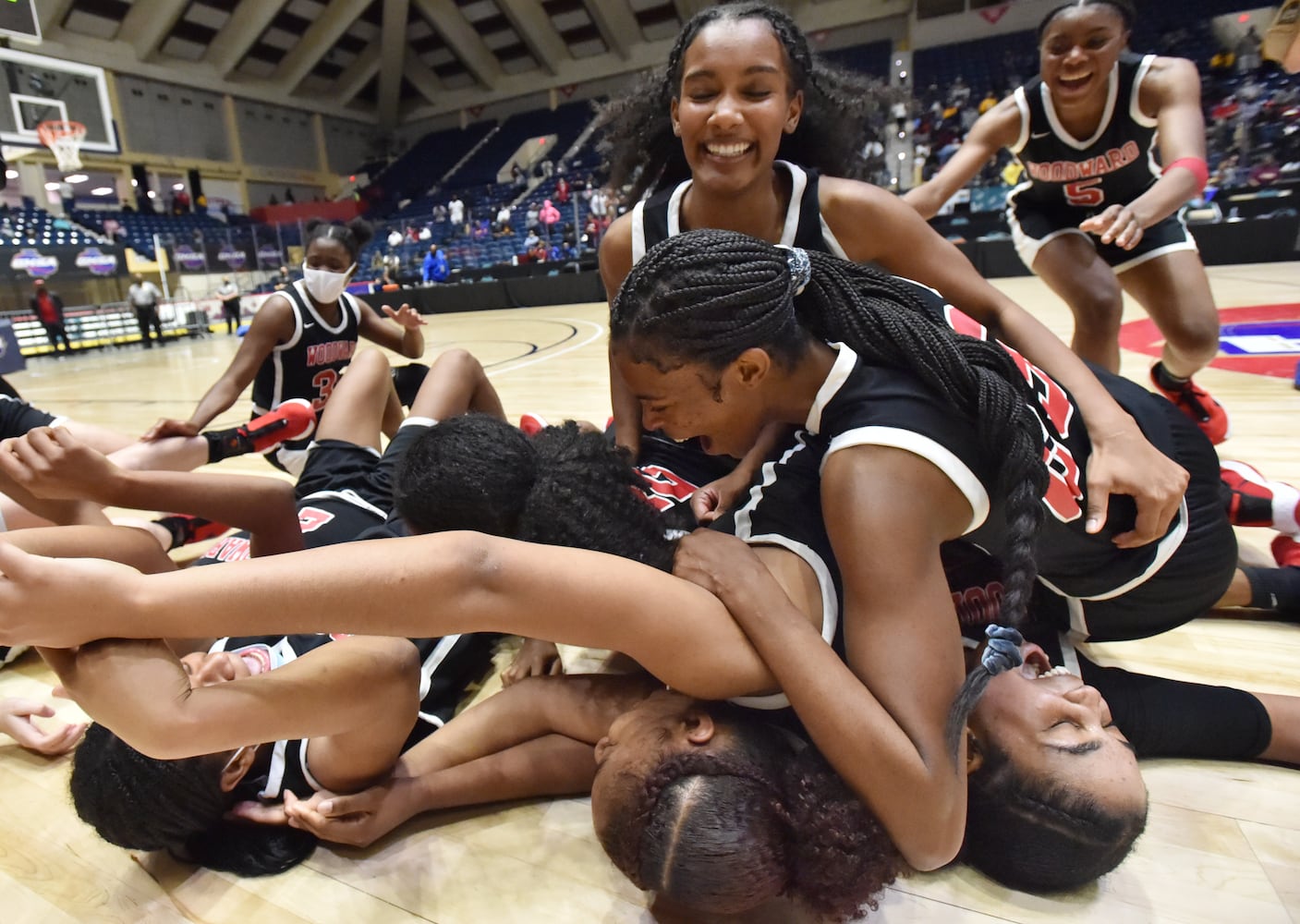 State finals coverage: Class 5A girls -- Woodward vs. Forest Park