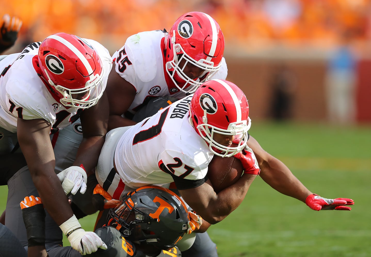 Photos: Bulldogs crush Tennessee, improve to 5-0