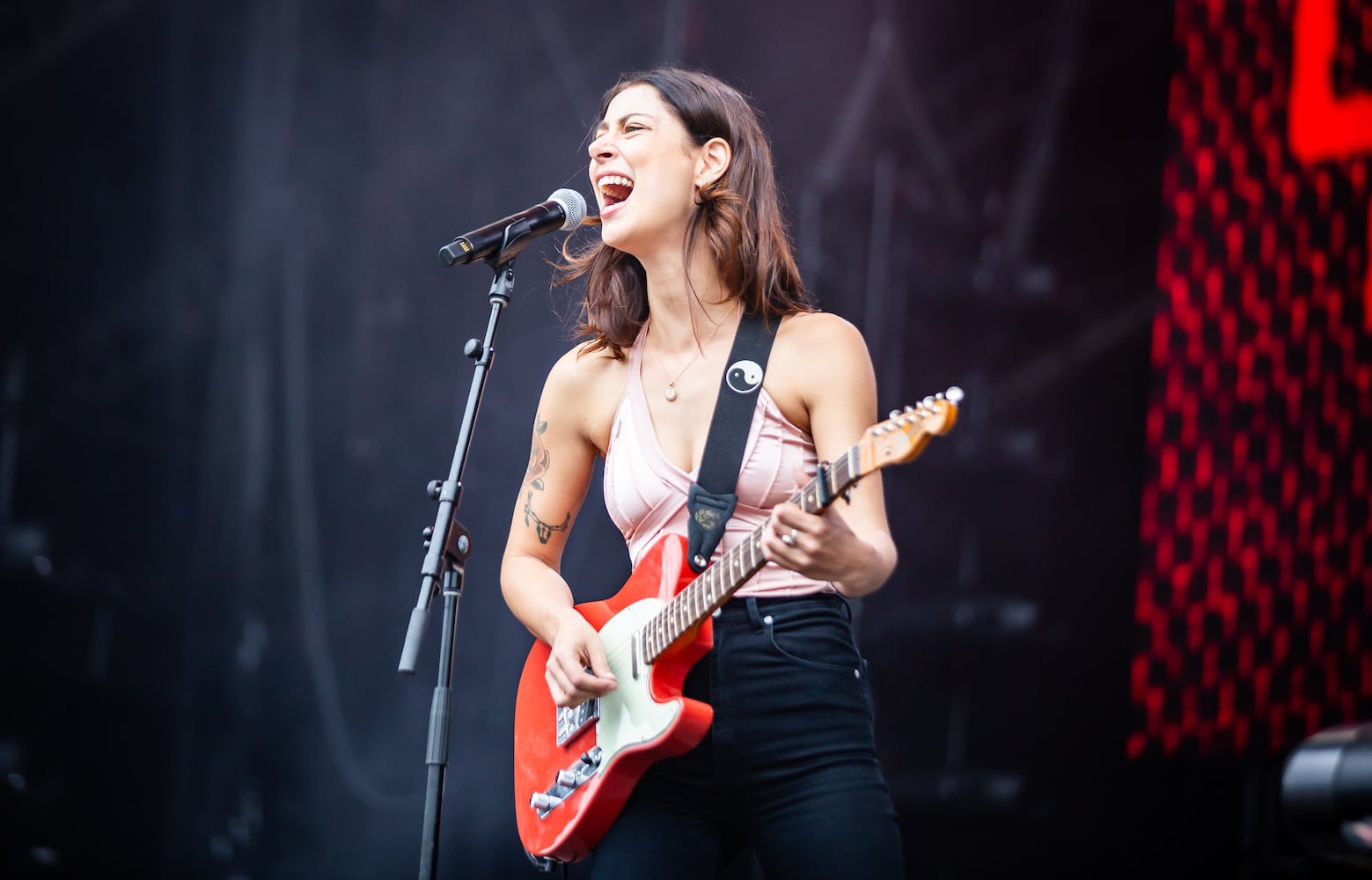 Atlanta, Ga: Grace Cummings opened Saturday at Shaky Knees on the Peachtree Stage. Photo taken Friday May 3, 2024 at Central Park, Old 4th Ward. (RYAN FLEISHER FOR THE ATLANTA JOURNAL-CONSTITUTION)