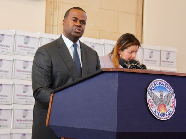  Atlanta Mayor Kasim Reed spoke to the media Thursday regarding the release of the bribery probe records. CHRIS JOYNER / CJOYNER@AJC.COM