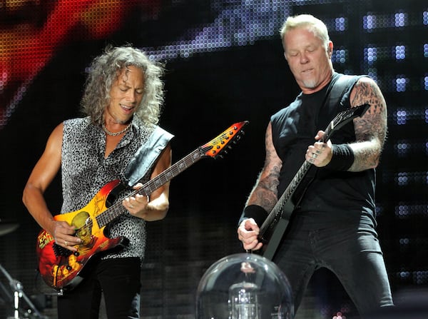  Hammett and Hetfield share a moment. Photo: Robb Cohen Photography & Video /RobbsPhotos.com