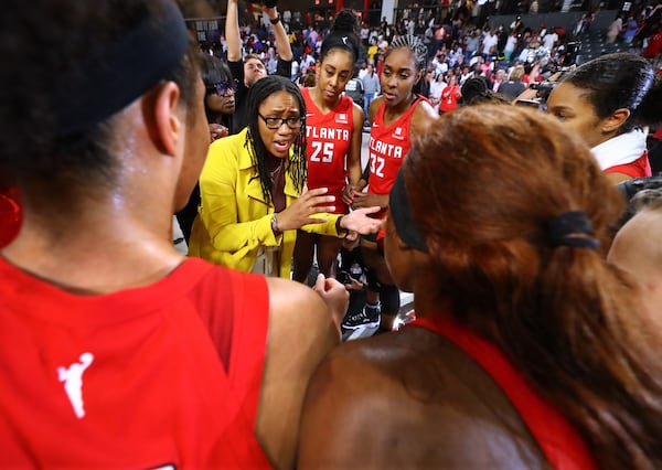 Atlanta Dream head coach Tanisha Wright talks to her players during a 77-75 victory over the Los Angeles Sparks in a WNBA basketball game on Wednesday, May 11, 2022, in College Park.    “Curtis Compton / Curtis.Compton@ajc.com”