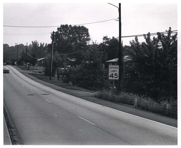 A 1975 photo of Lawrence Road, where 8-year-old Gretchen Harrington had been walking when she was abducted.