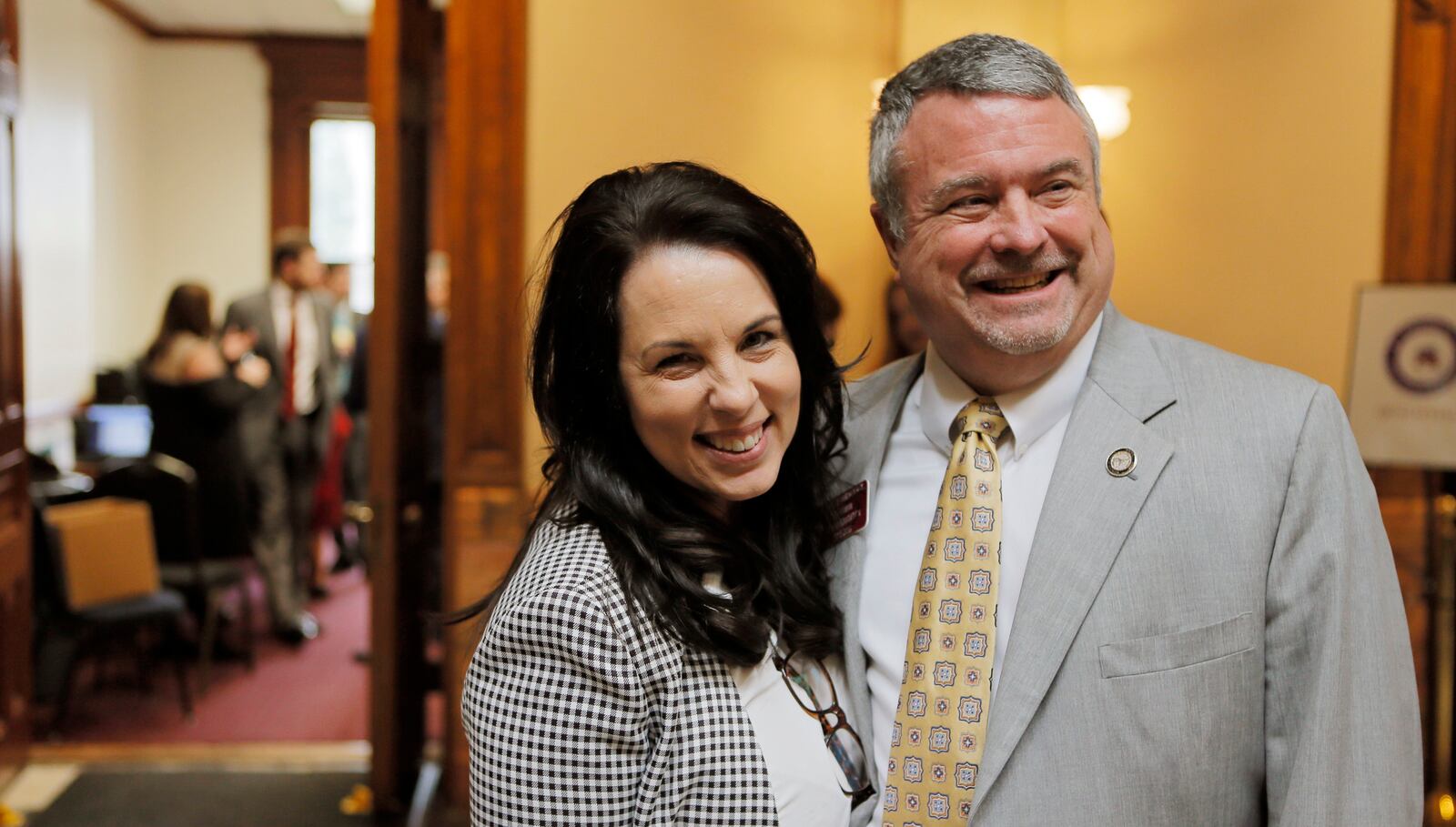 Former Rep. Earl Ehrhart, R-Powder Springs, and his wife Ginny, who replaced him in the Georgia House. BOB ANDRES /BANDRES@AJC.COM