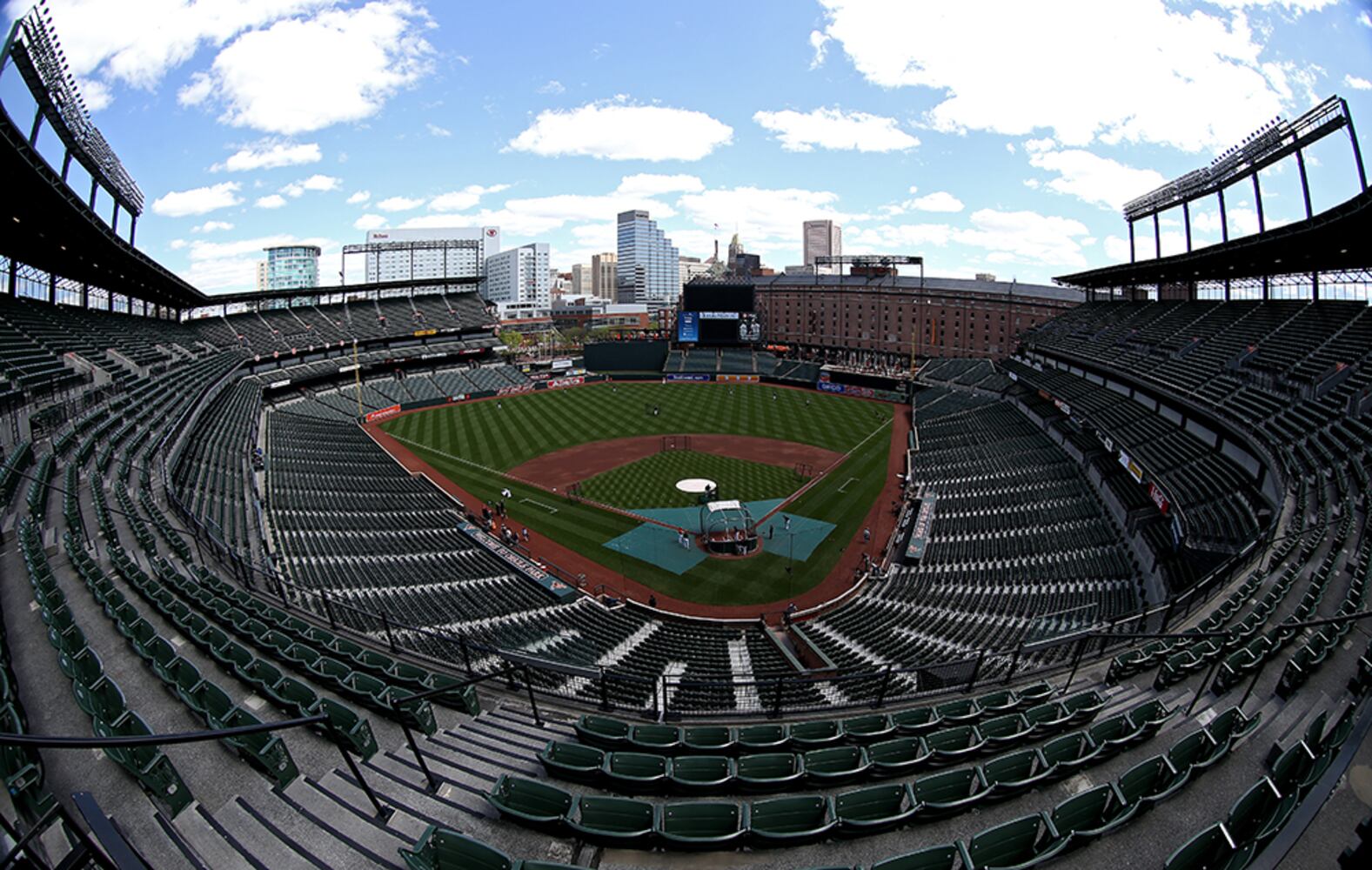 First game in major league history played behind closed doors