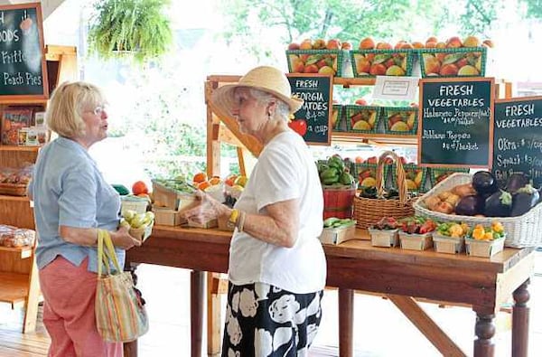 Discover fresh, local peaches and Southern heritage at Dickey Farms.