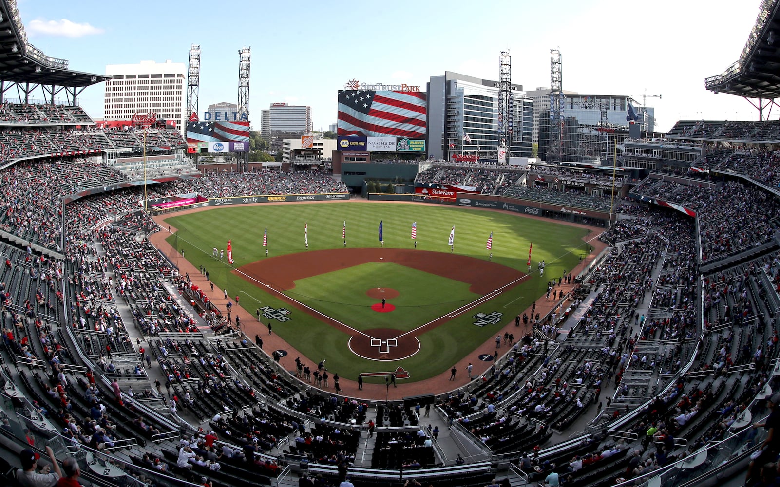 Photos: The scene at the Braves-Cardinals game