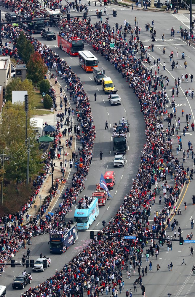 Braves baseball parade