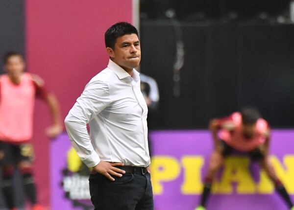 Atlanta United head coach Gonzalo Pineda reacts from the sideline - during his first match with the team - Saturday, Aug. 28, 2021, against Nashville at at Mercedes-Benz Stadium in Atlanta. (Hyosub Shin / Hyosub.Shin@ajc.com)