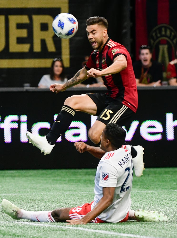 Photos: Atlanta United hosts New England