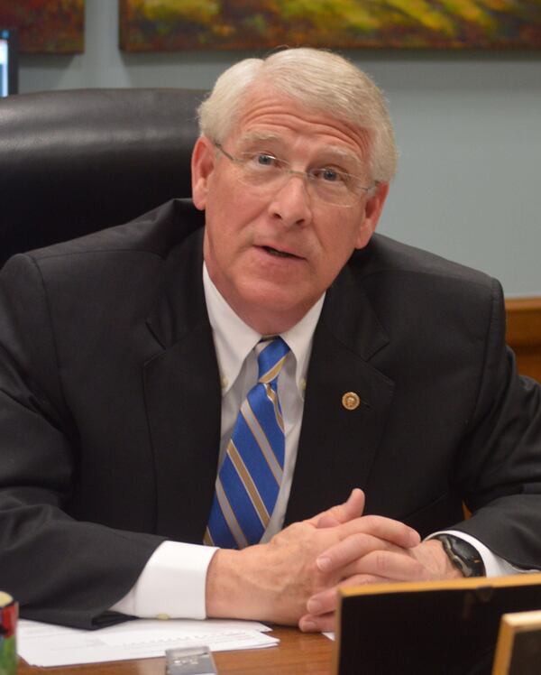 Sen. Roger Wicker is head of the U.S. Senate Commerce, Science and Transportation Committee, which is considering Steve Dickson’s nomination to lead the Federal Aviation Administration.