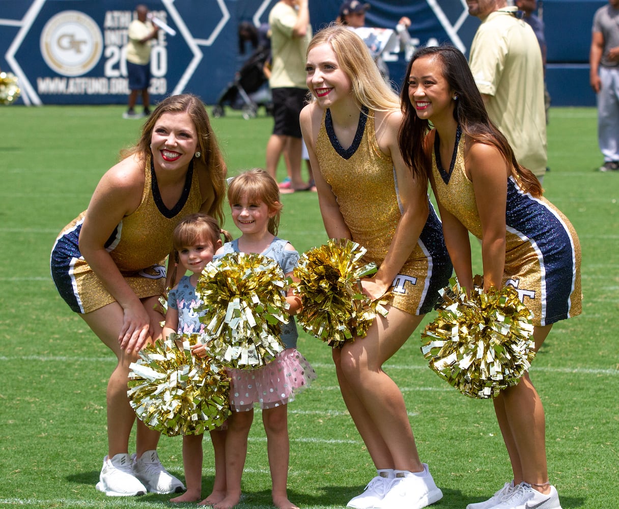 Photos: Georgia Tech practices before hosting fans