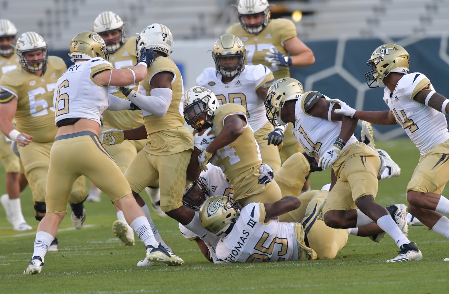 Photos: Jackets play football spring game