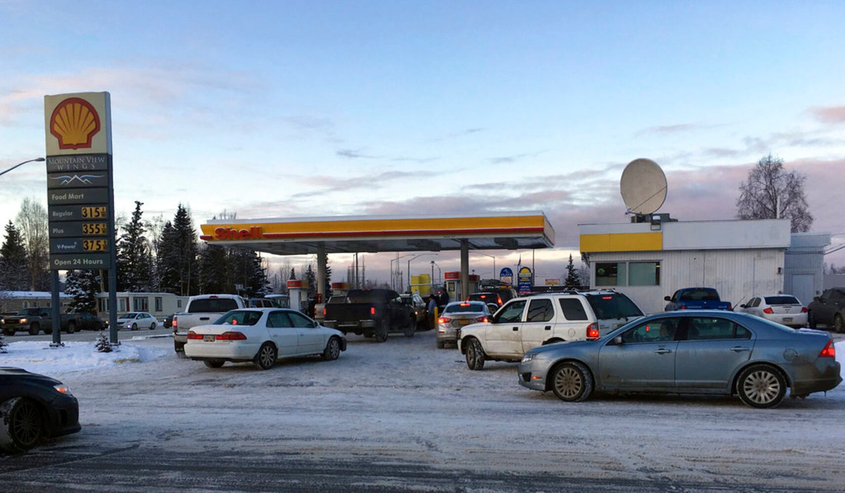 Photos: 7.0 earthquake rattles Anchorage, Alaska