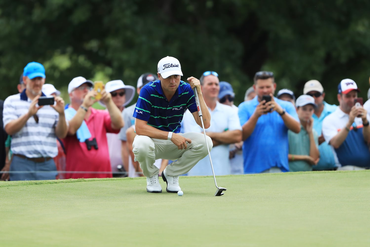 Photos: Lightning strikes during third round of Tour Championship