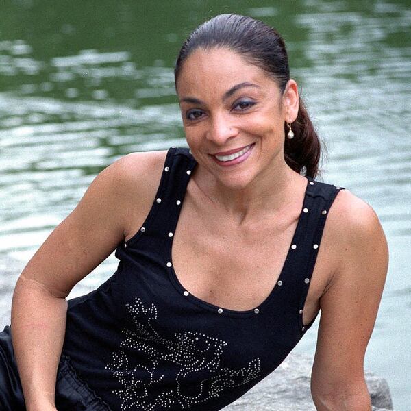 Jasmine Guy, an alumna of Northside (now North Atlanta) High School, in 2000. (Jim Cooper/AP)