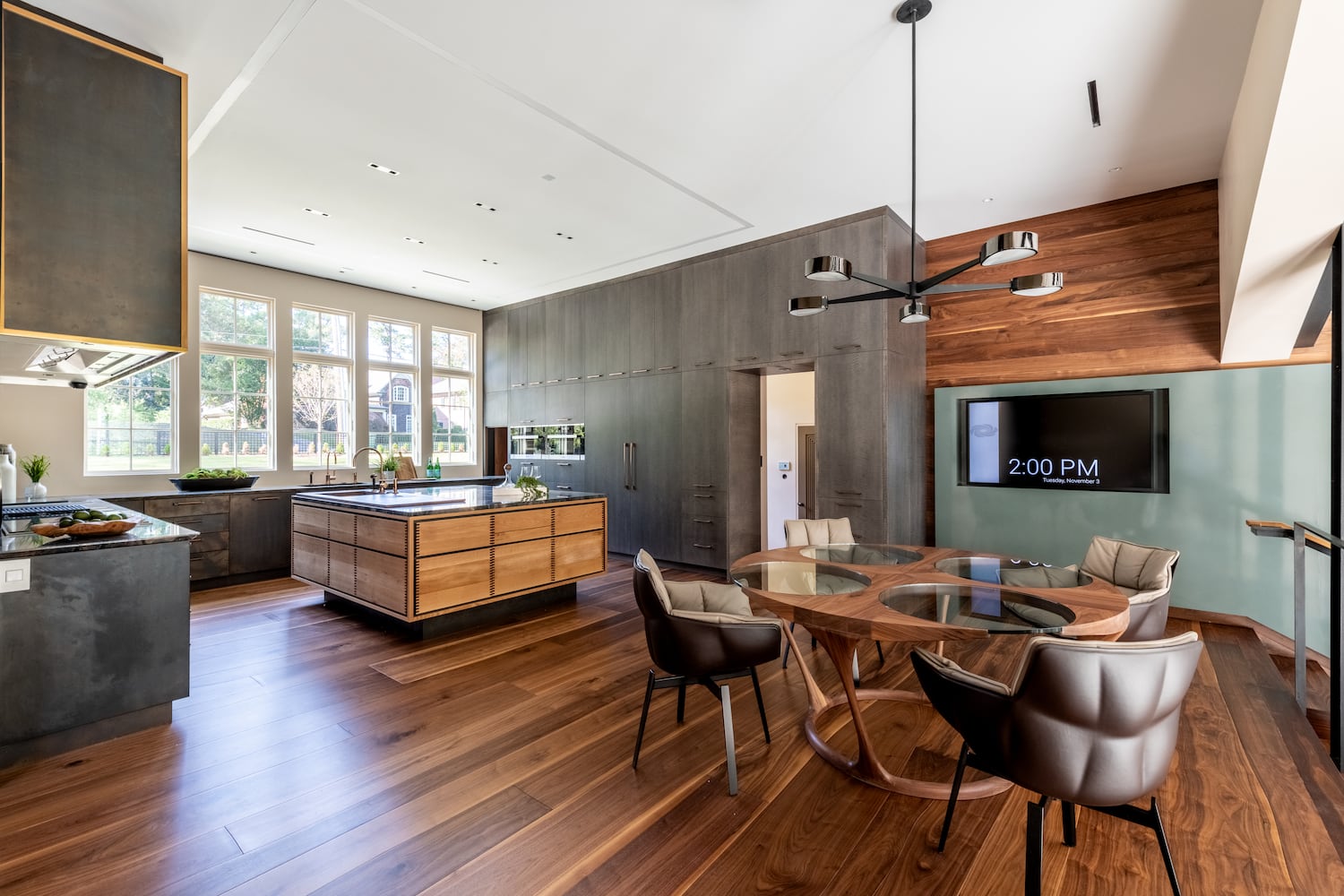 $8 million Brookhaven kitchen, table