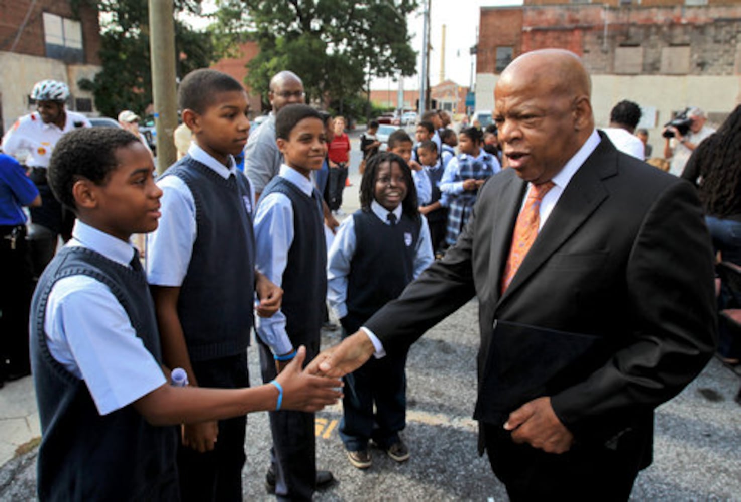 Mural honors John Lewis