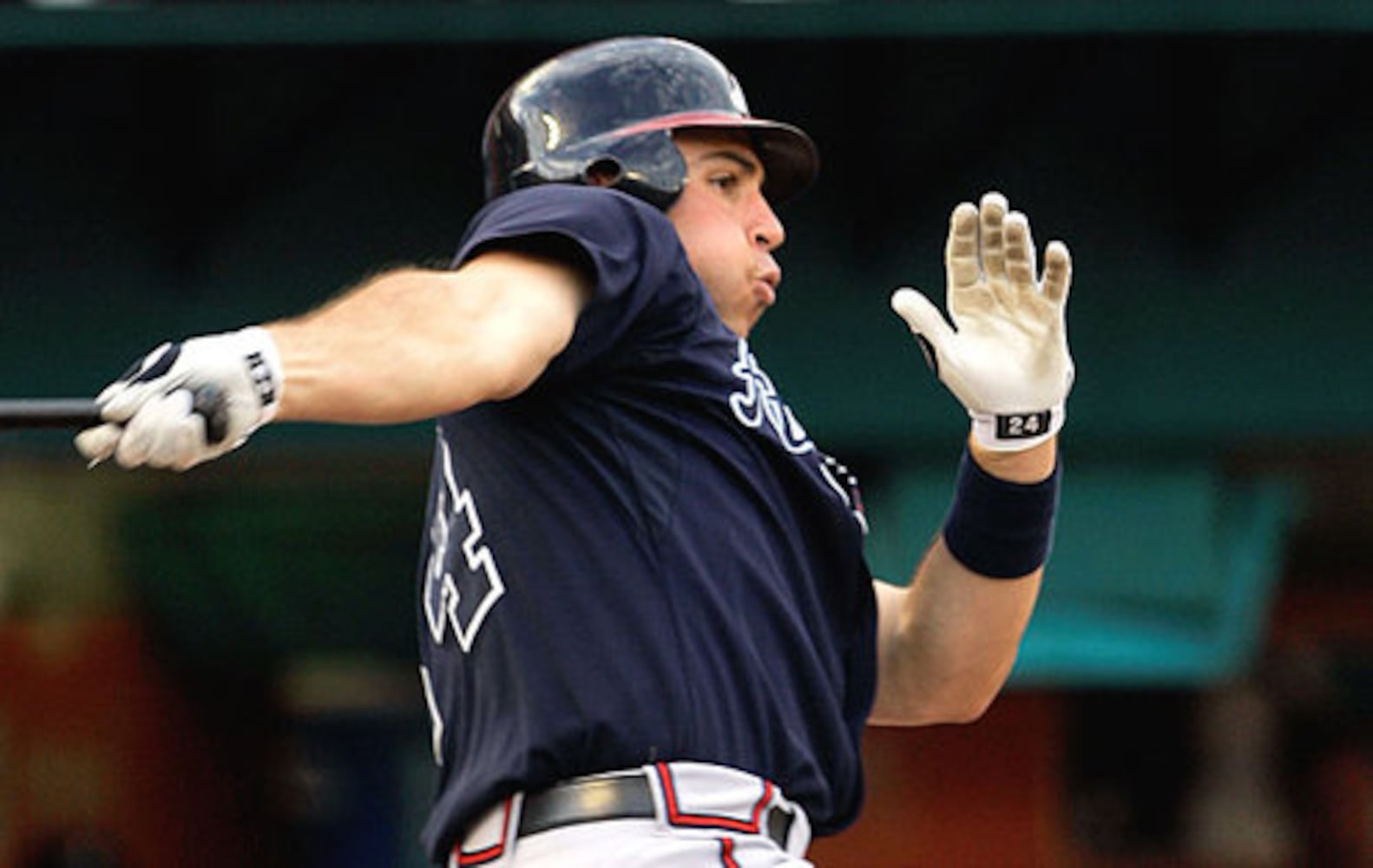 Mark Teixeira says goodbye to the Braves