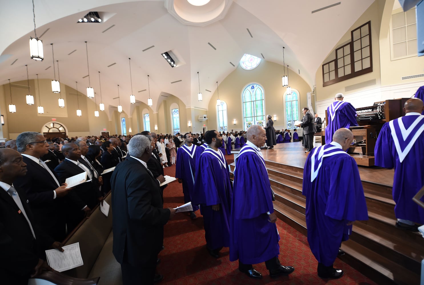 Friendship Baptist Church holds first service in new space