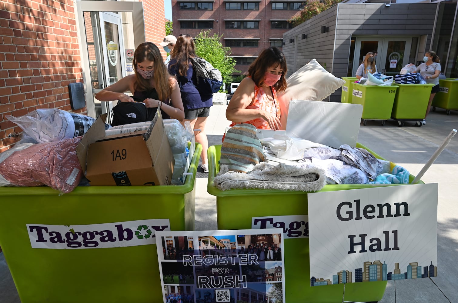 New Georgia Tech students move in