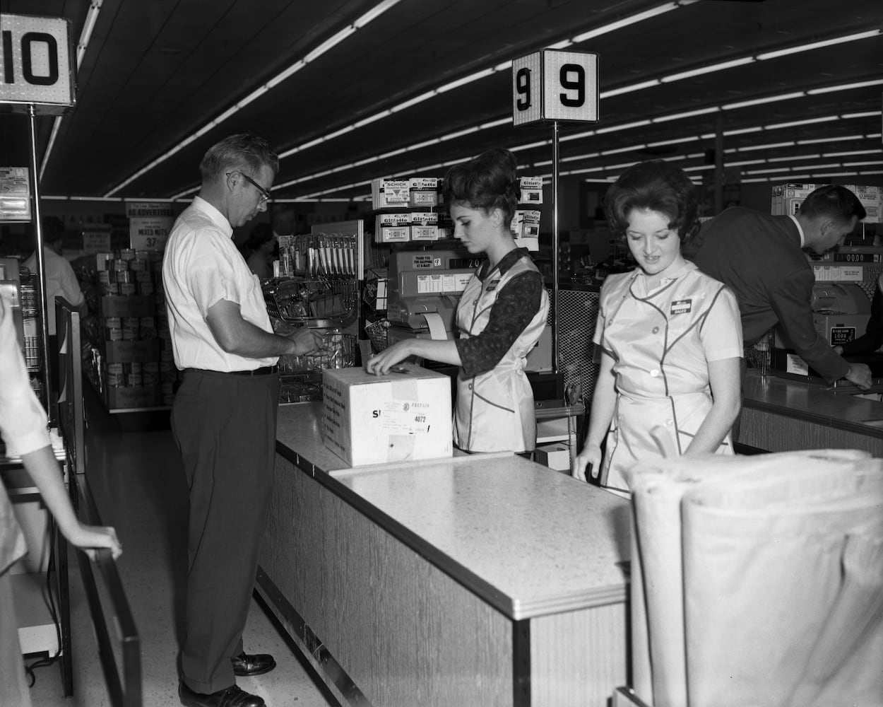 AJC Flashback Photos: K-mart and S.S. Kresge in Atlanta