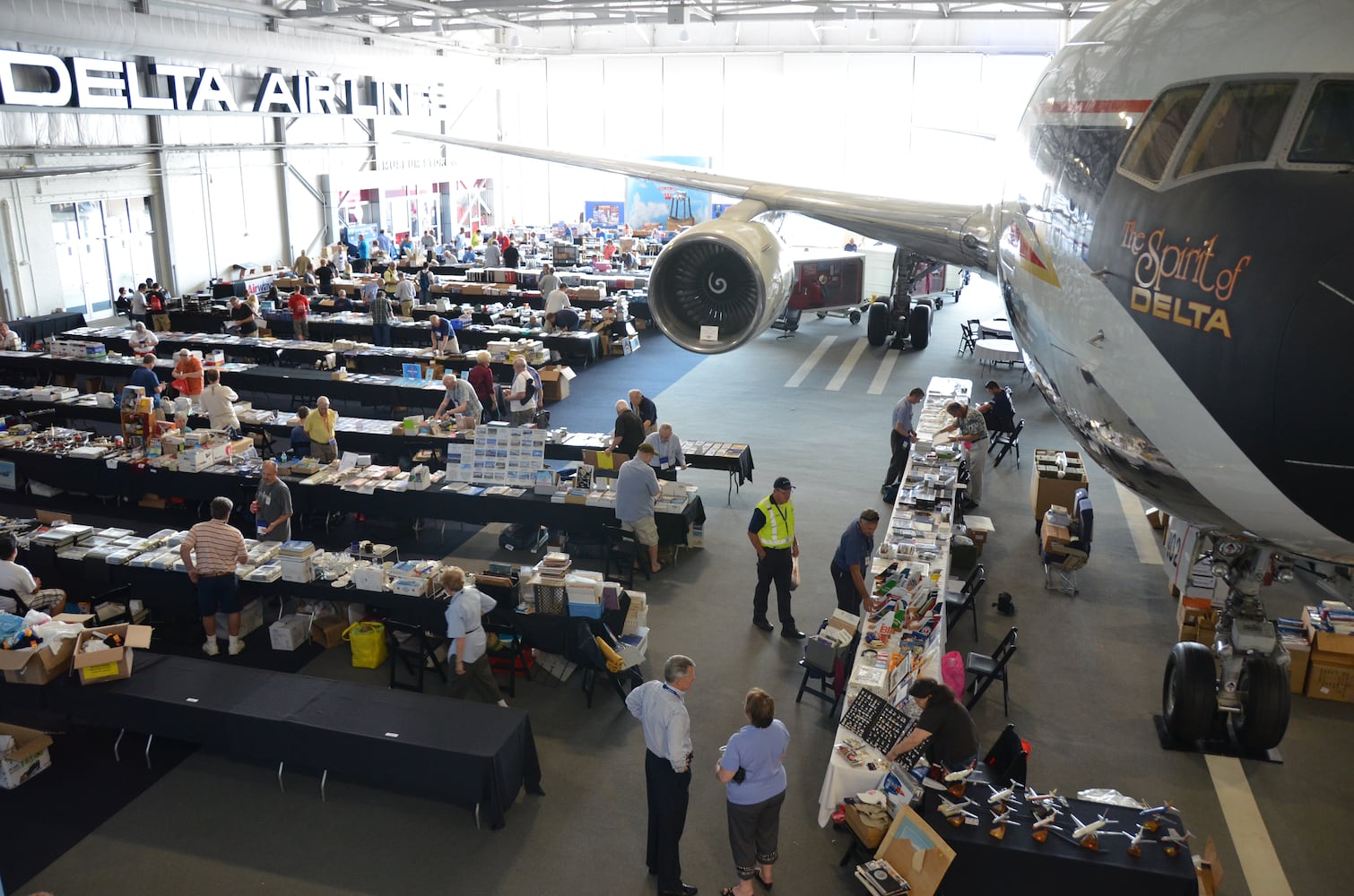 Airliners International collectibles show