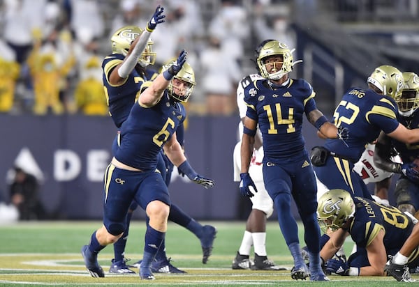 Georgia Tech's linebacker David Curry (6) reacts during the first half of an NCAA college football game at Georgia Tech's Bobby Dodd Stadium in Atlanta on Friday, October 9, 2020. (Hyosub Shin / Hyosub.Shin@ajc.com)