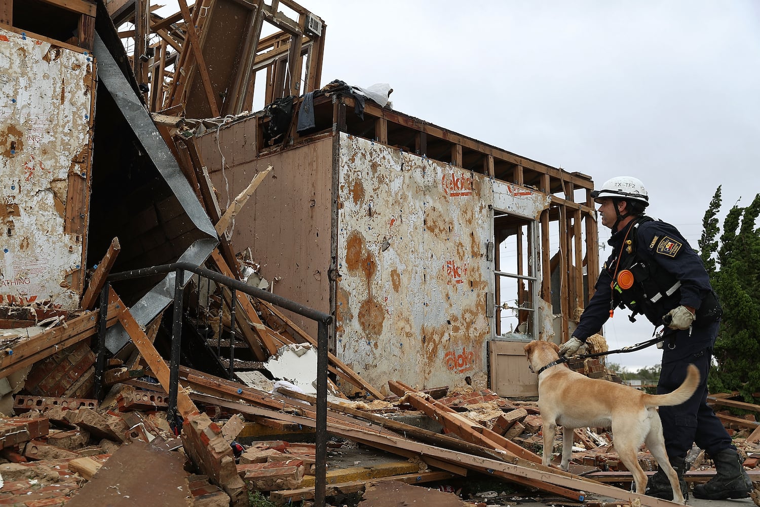 Devastation, flooding in Texas after Hurricane Harvey hits