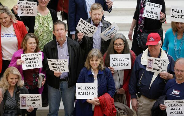 Voters sought public access to paper ballots at the Capitol on Sine Die, the last day of the General Assembly in Atlanta on Monday, April 4, 2022.   (Bob Andres / robert.andres@ajc.com)