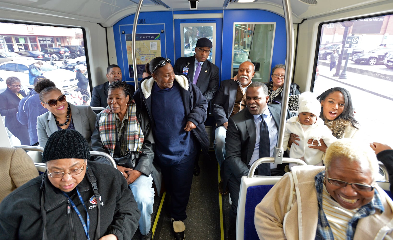 Atlanta streetcar takes its first ride