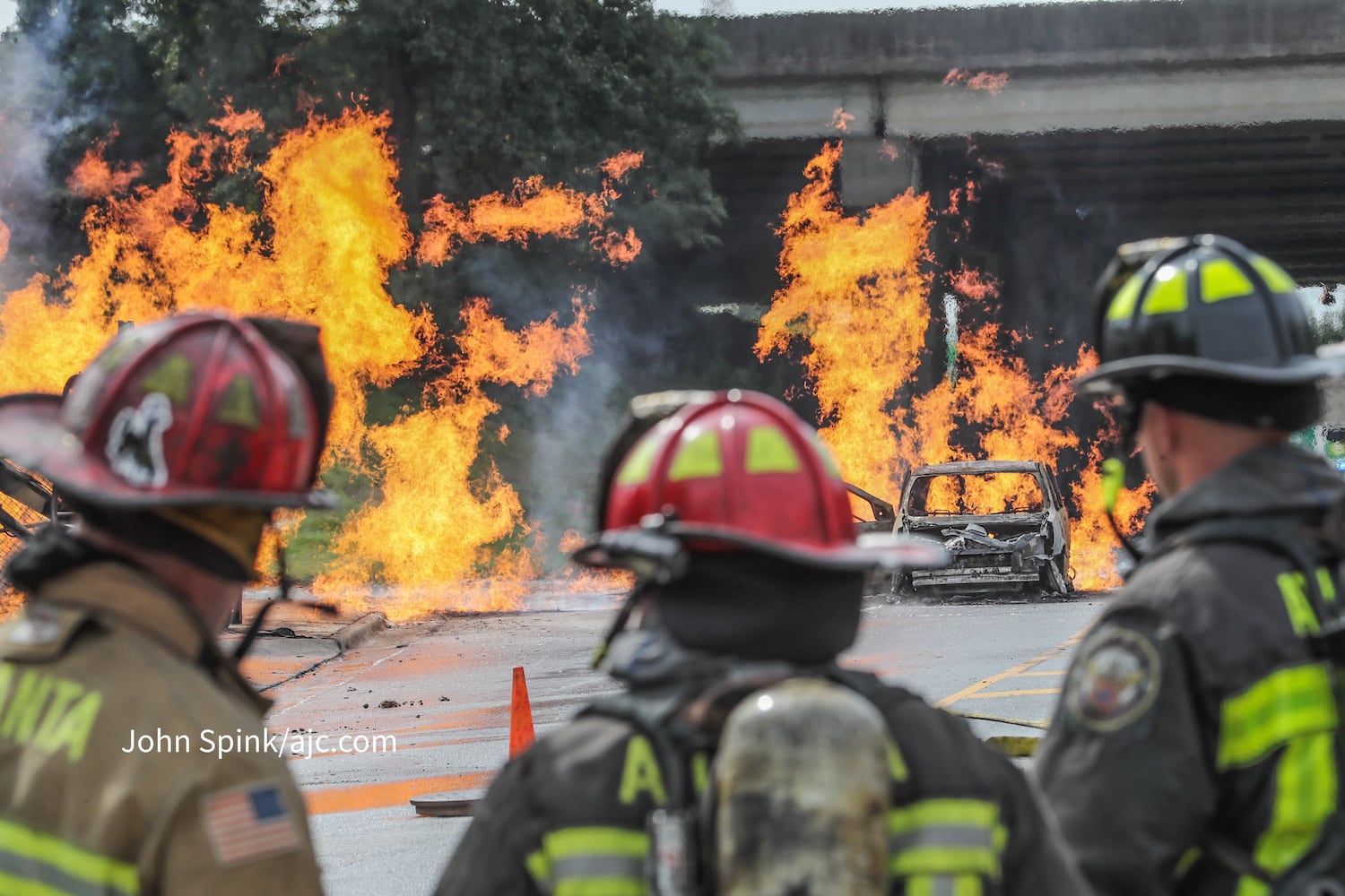 Gas fire shuts Langford Parkway