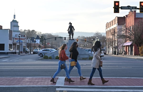 December 30, 2020 Dalton - Picture shows downtown Dalton on Wednesday, December 30, 2020. The North Georgia county now has the highest infection rate among GeorgiaÕs 159 counties, with one in 10 Whitfield residents testing positive for COVID-19. Seeking to boost Republican turnout for GeorgiaÕs U.S. Senate runoffs, President Donald Trump is planning to hold a rally Monday at the regional airport in Dalton, an event organizers expect will attract as many as 20,000 people. (Hyosub Shin / Hyosub.Shin@ajc.com)