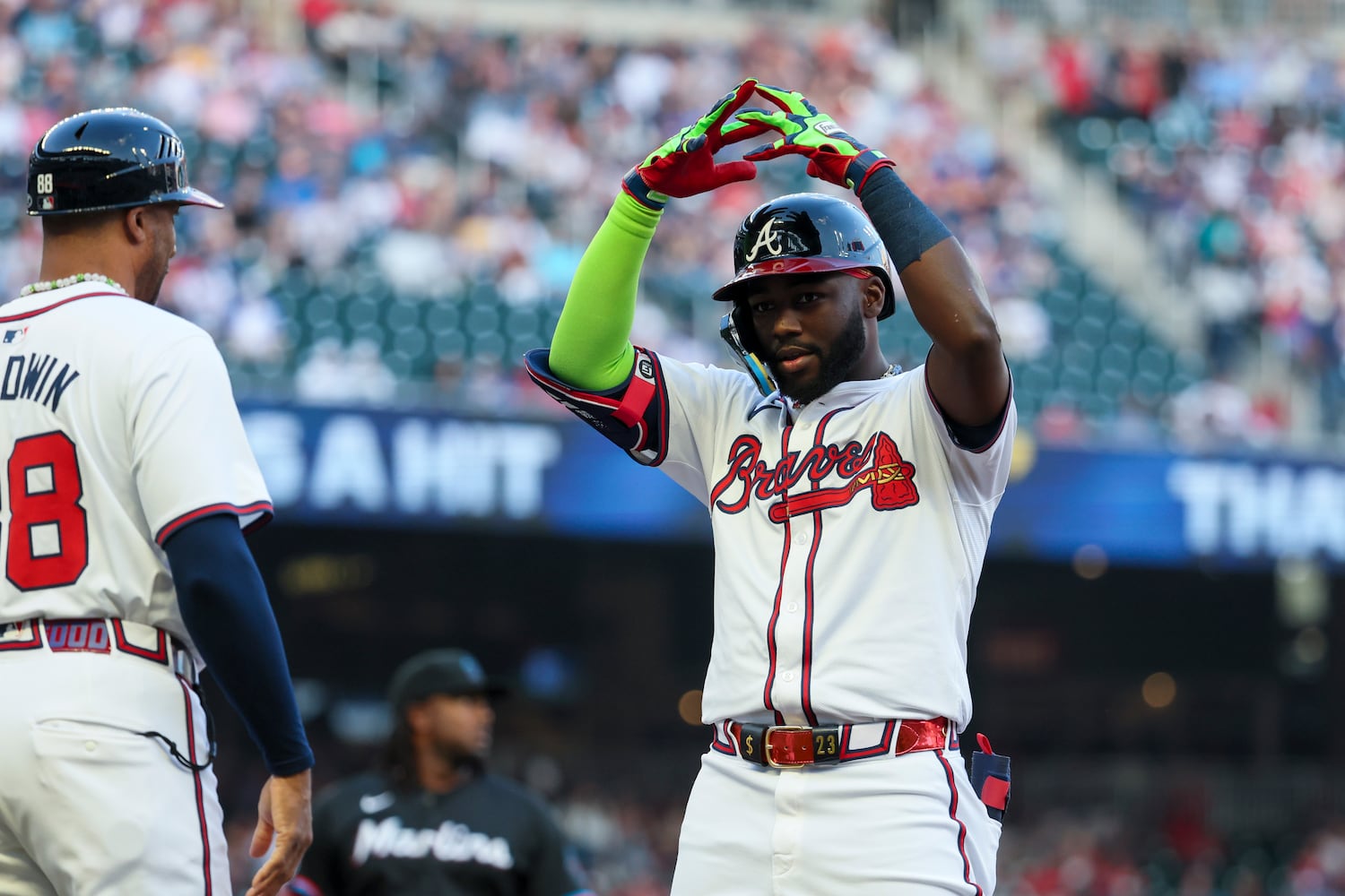 042524 braves photos