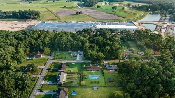 Warehouses in Bloomingdale, GA are being constructed in close proximity to residential neighborhoods. (Photo Courtesy of Justin Taylor/The Current GA)