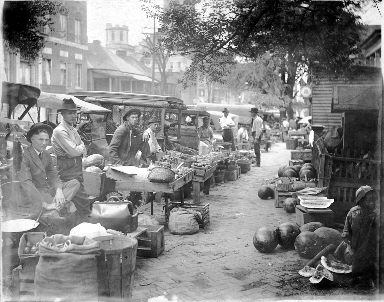 Flashback Photos: A visit to Atlanta's Municipal Market