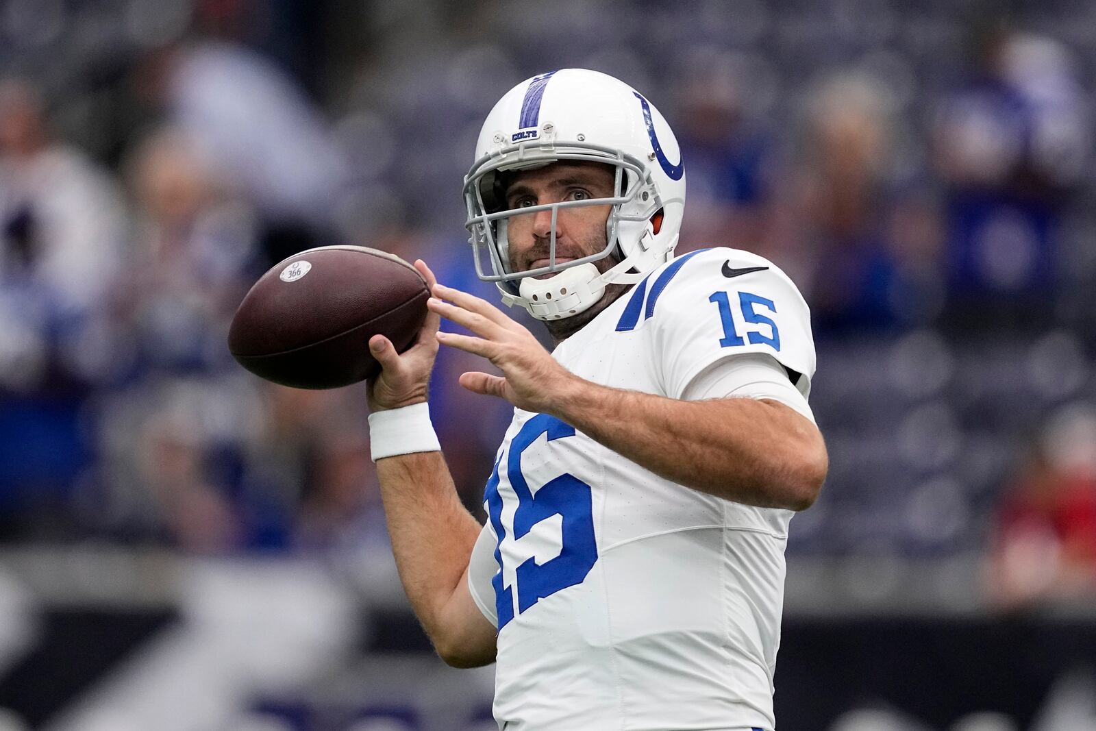 Indianapolis Colts quarterback Joe Flacco warms up before an NFL football game against the Houston Texans, Sunday, Oct. 27, 2024, in Houston. (AP Photo/Tony Gutierrez)