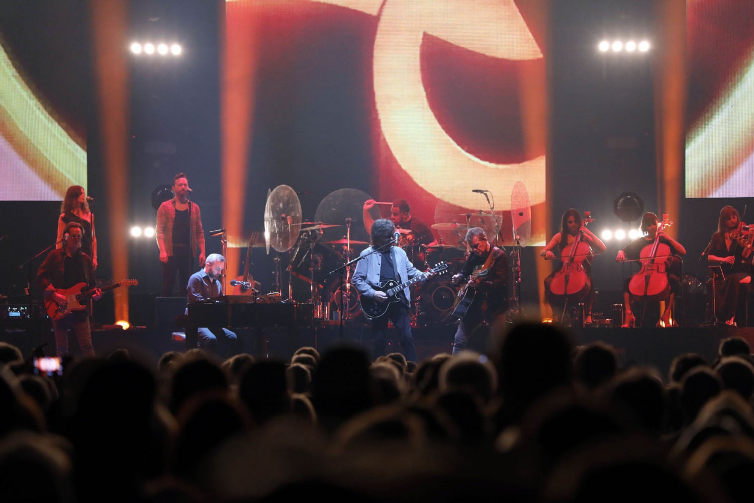 PHOTOS: Jeff Lynne’s ELO dazzles at Atlanta show