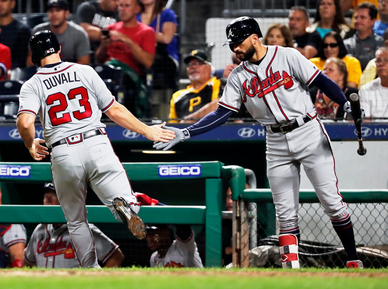 Photos: Braves seek sweep of Pirates